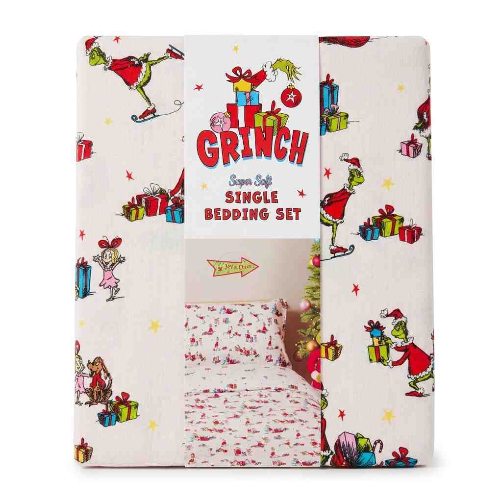 Transform Your Space with Our Cozy Grinch Bedding Set
